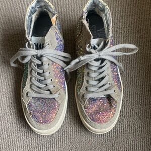 P448 Multicolor Glitter Sneakers